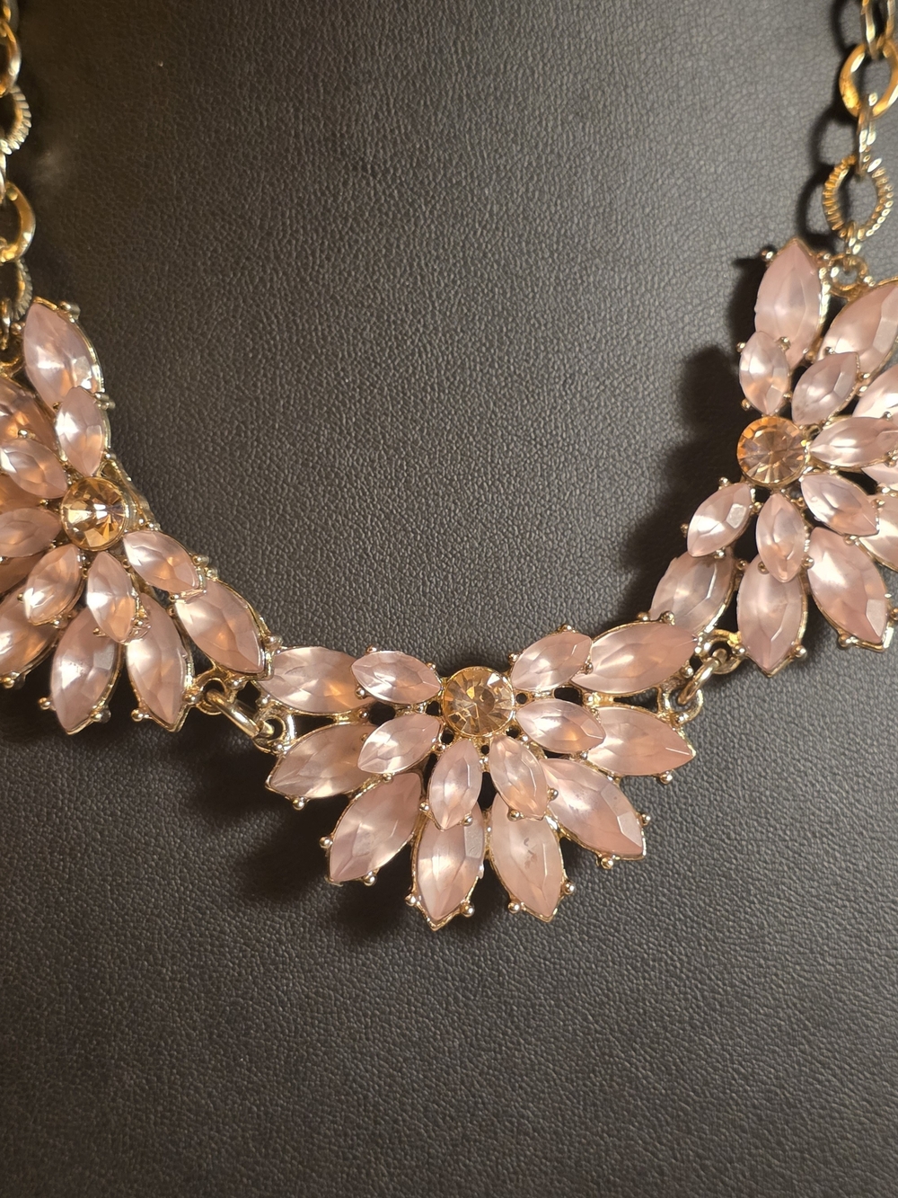 Gold-Tone Pink Crystal Floral Statement Necklace. Elegant. Unique. Vtg Inspired.